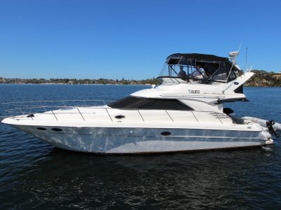 Sea Ray 400 Sedan Bridge