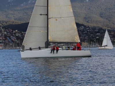 Farr 40 CARROLL US BUILD COMPETITIVE RACE CLASS BOAT