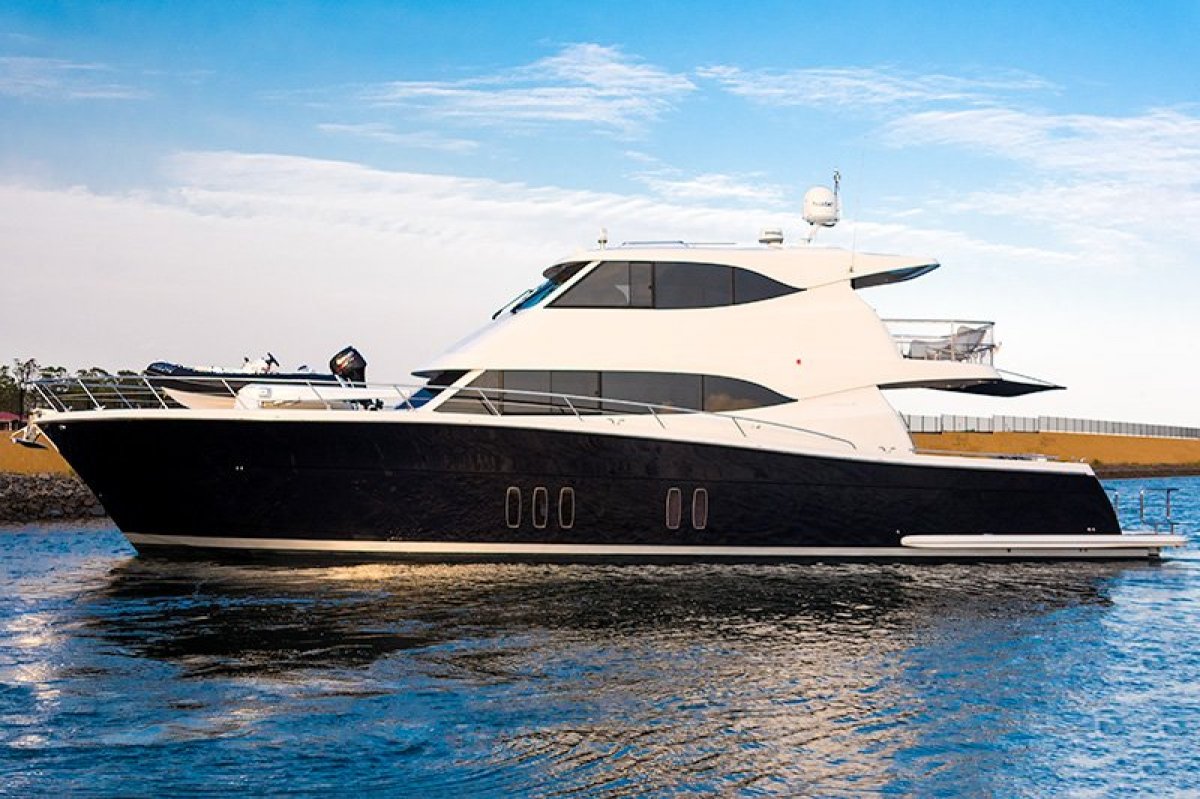 Maritimo M70 Cruising Motoryacht M70 Cruising Motor Yacht ...