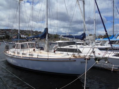 Roberts 45 Ketch QUALITY FITOUT, PLUS SPACIOUS LAYOUT