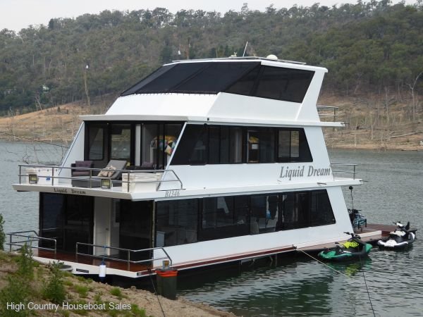 Houseboat Holiday Home on Lake Eildon, Vic.:Liquid Dream on Lake Eildon