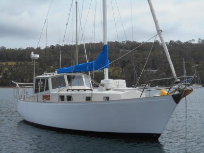 Wilson Motor Sailer HUON PINE, GOOD PRESENTATION SPACIOUS LAYOUT