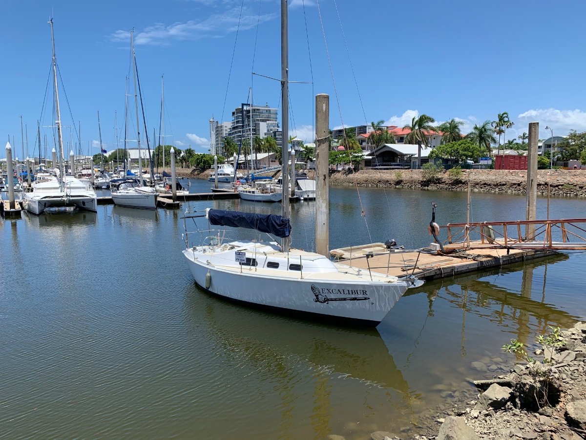 Cal 3-30: Sailing Boats | Boats Online for Sale | Fibreglass/grp