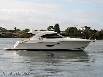 Riviera 4400 Sport Yacht *** A DAY IN THE OFFICE ***$559,000***