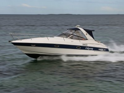 Bavaria Sport 32 - Fully serviced and polished