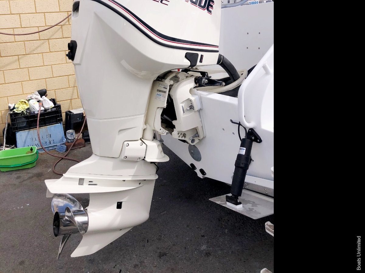 Evinrude Etec 250 Hp Mpi Outboard 73hrs Young For Sale Boat