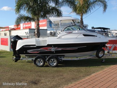 Haines Hunter 625 Offshore Hard Top