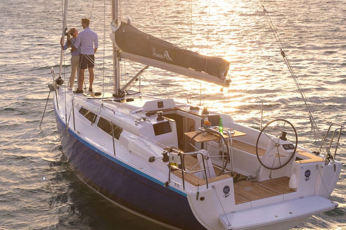 Hanse 315 with Free Options