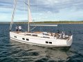Hanse 548 with Free Options