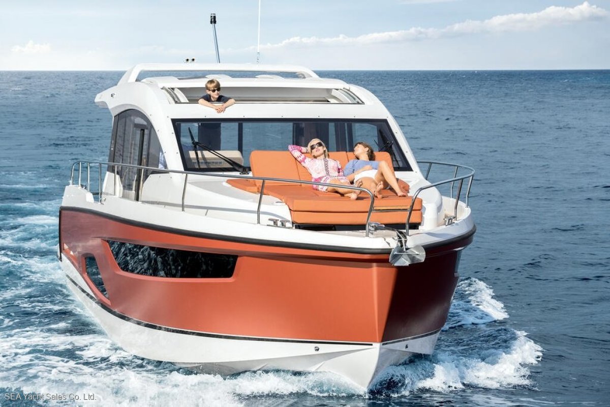Sealine C430 Spectacular with Free Options