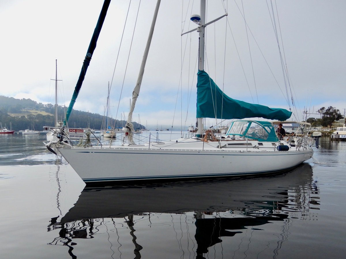 beneteau blue water sailboats