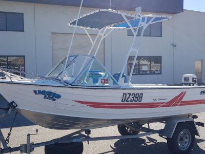 Savage 430 Gannet DLX Runabout