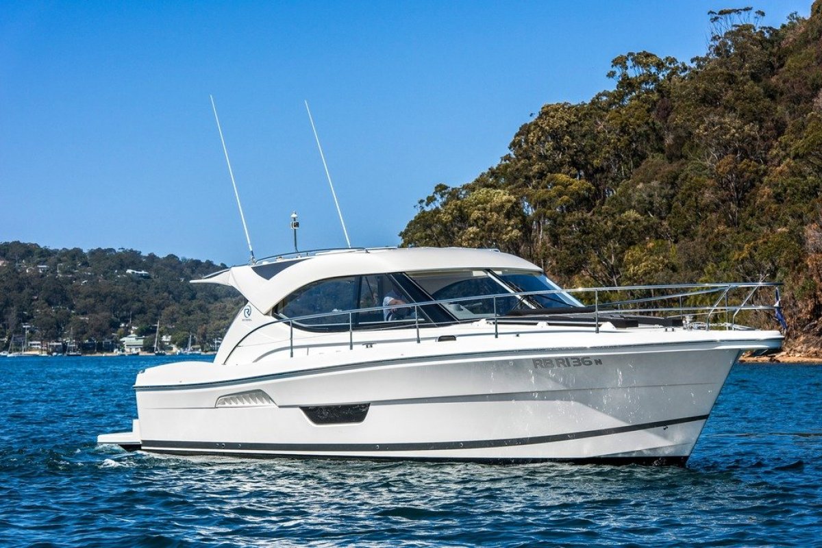 riviera 3600 sport yacht series 11