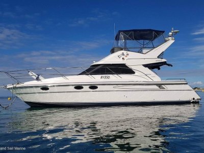 Fairline Brava 36 Caterpillar engines, diesel and shaft drive- Click for more info...