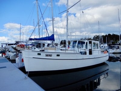 STUNNING HUON PINE MOTORSAILOR, NEW 75HP ENGINE!