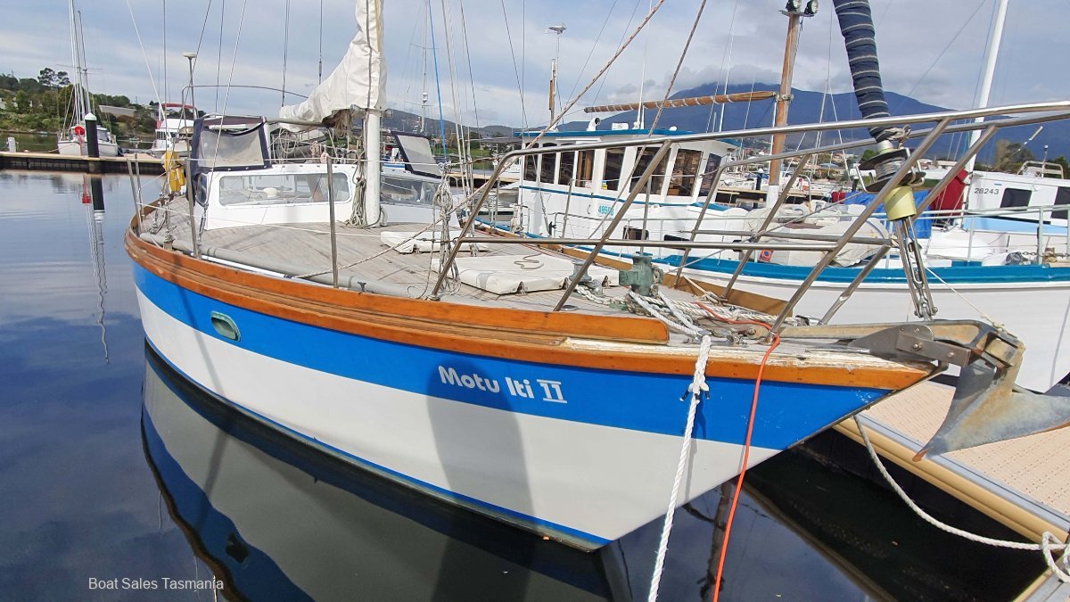 William Garden Centre Cockpit 34