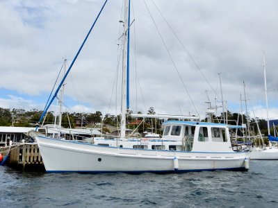 46ft Motorsailor, CAPABLE LONG RANGE CRUISER