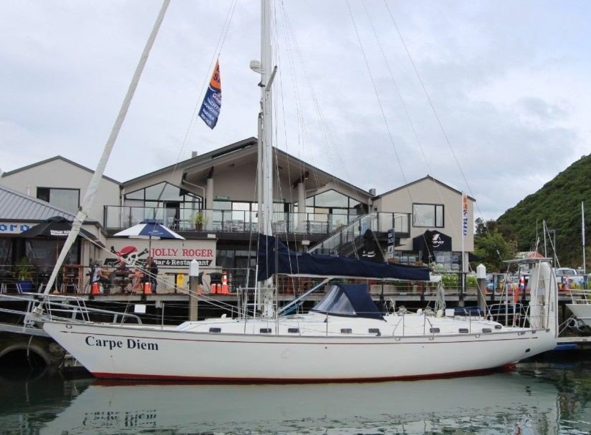 Lavranos Compass 47