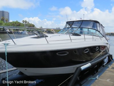 Chaparral 330 Signature