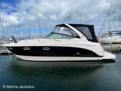 Chaparral 330 Cruiser