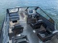 Silver Boats Eagle BRX:Second row seats are optional