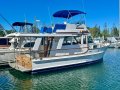 Halvorsen 32 Island Gypsy Flybridge Cruiser