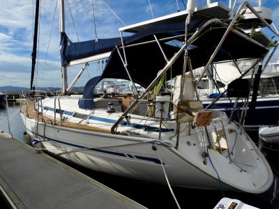 Bavaria 38 NEW SAILS & ELECTRONICS, EXCEPTIONAL CONDITION!