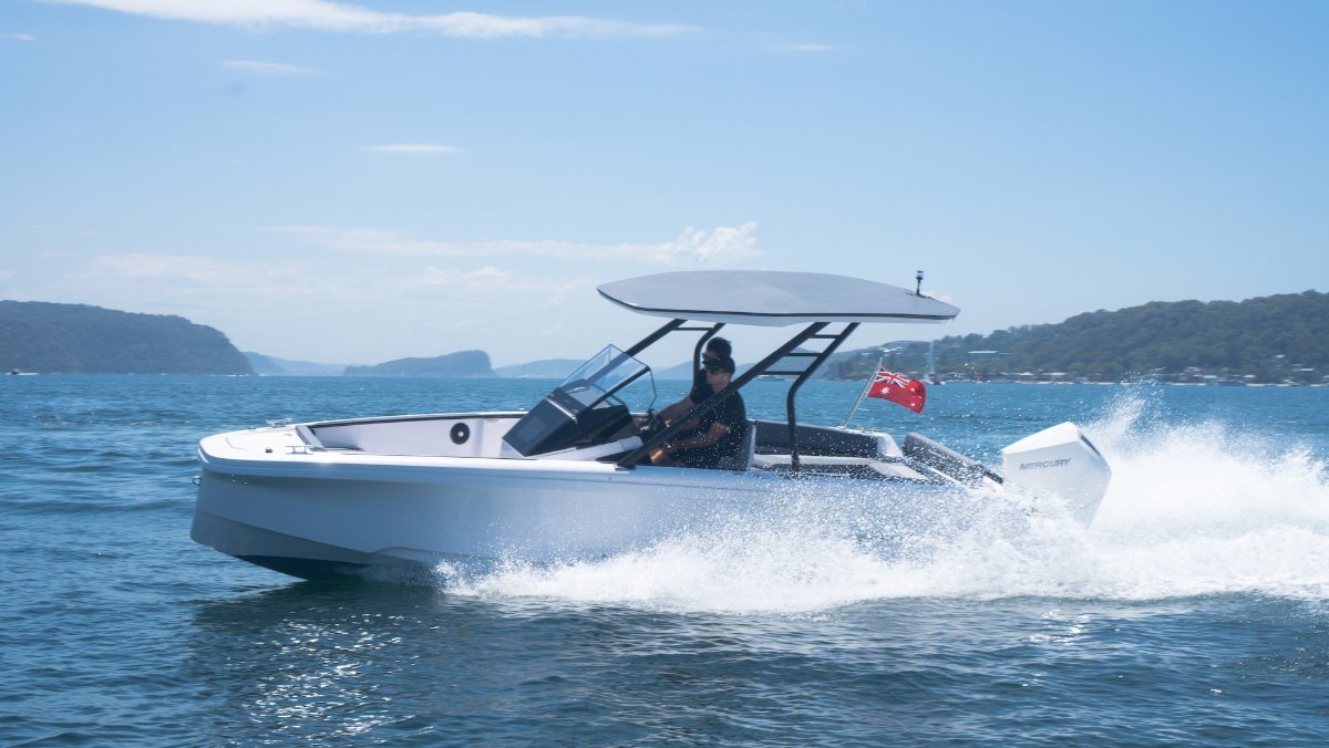Axopar 22 T-Top A 22-foot day boat like no other