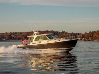 Back Cove 39O Maine USA Built NEW MODEL IN 2022 * OUTBOARD *