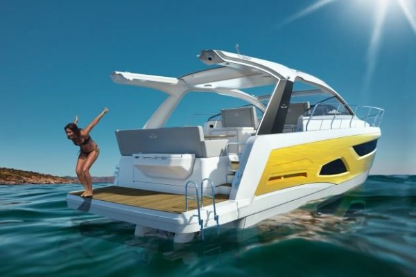 Sealine S390 New Model with Free Otions