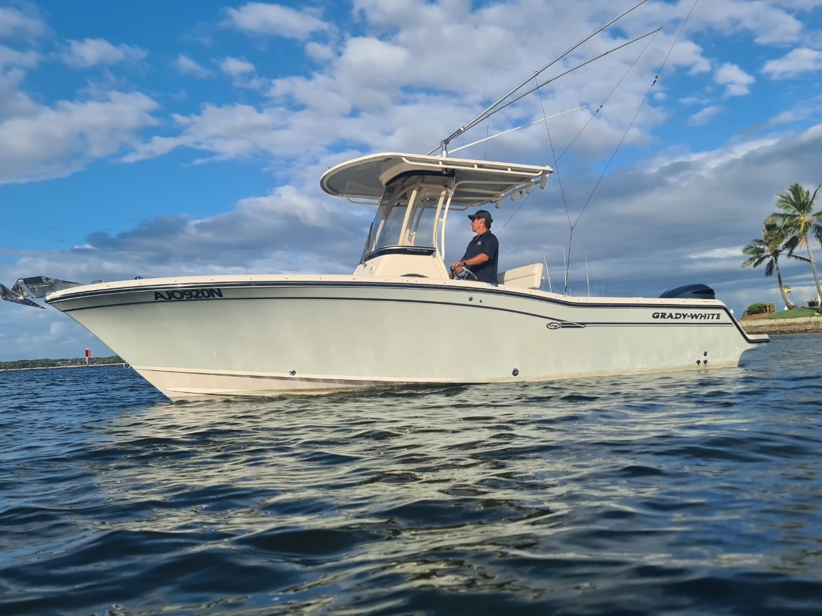 Grady-White Fisherman 236 2018