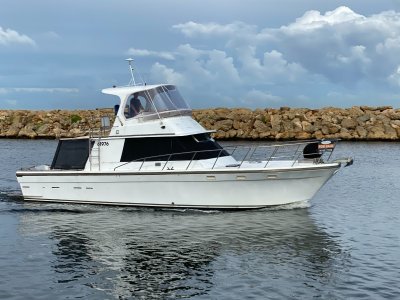 Northshore 44 " CUMMINS QSC 500HP and BOW THRUSTER "