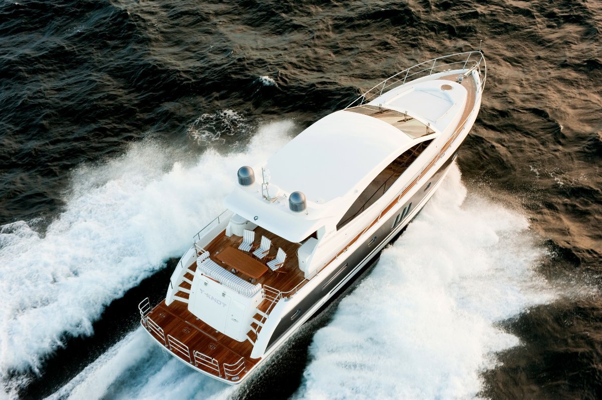 Whitehaven 7000 Sports Yacht