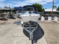 New Quintrex 450 Fishabout