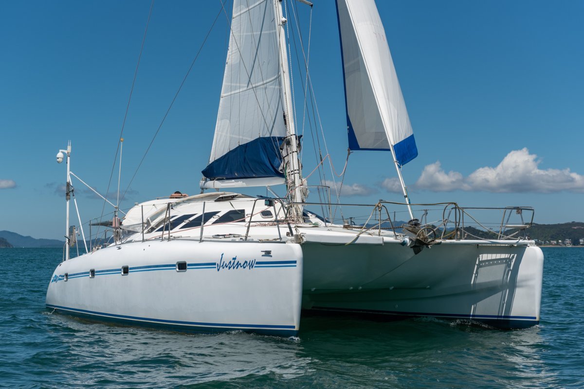 dean 33 catamaran for sale