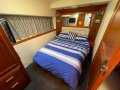 Riviera 48 Flybridge:STBD master cabin