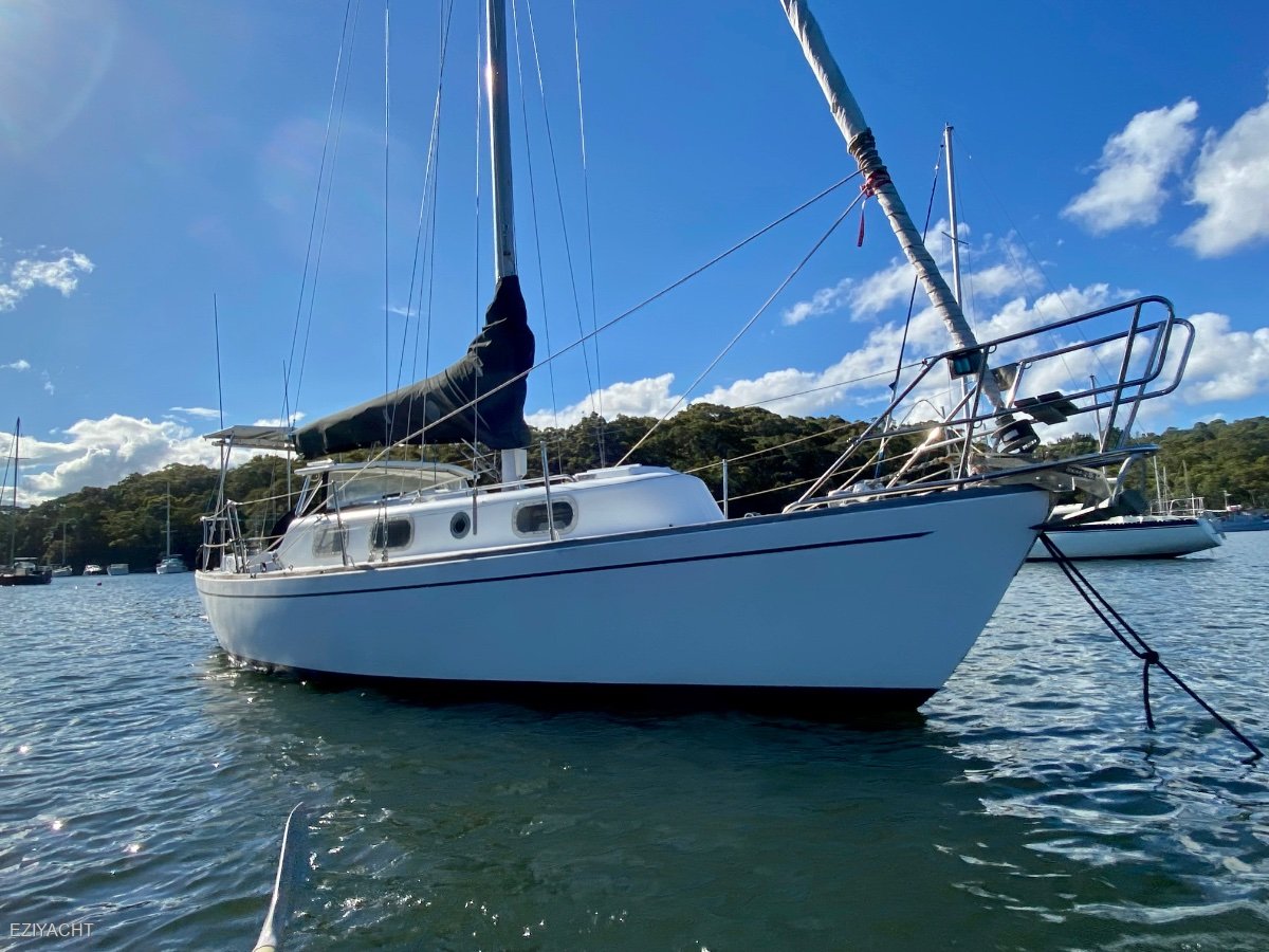 Halvorsen 30 - Solid and Reliable Single Handed Cruiser:Halvorsen 30 - Leana for sale with EziYacht