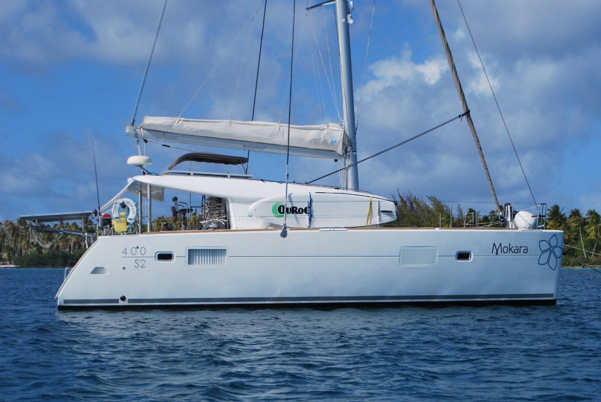Lagoon 400 S2 - Superb 2014 model only launched 2016:Perfect for life at anchor