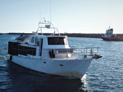 Bruce Roberts Live aboard cruising vessel