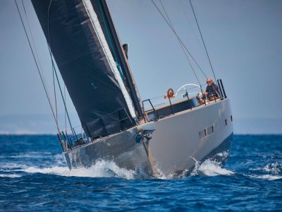 Y Yachts Y7 BEST IN CLASS 70 FOOT LUXURY CARBON YACHT