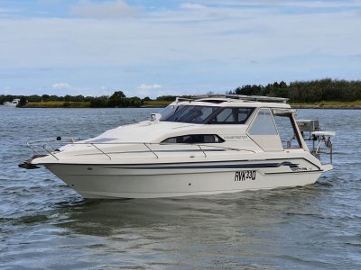 Whittley Cruisemaster 700 - launched 2005,260hp, well equipped!