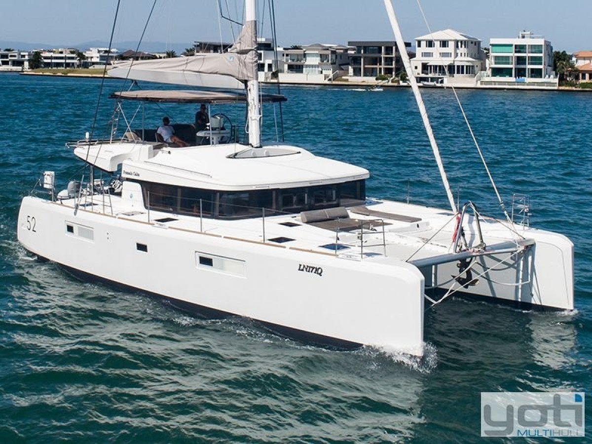 Lagoon 52 Flybridge Sailing Catamaran for Sale Fibreglass/grp