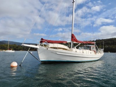 35FT CAPABLE STEEL BLUEWATER CRUISING YACHT