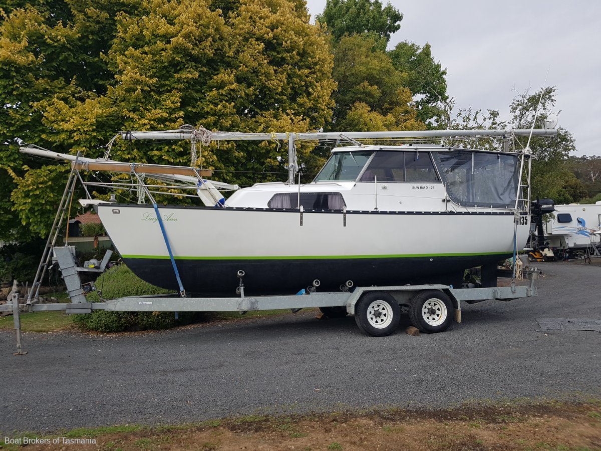  Sunbird Motor Sailer Ideal low cost weekender Boat Brokers of Tasmania