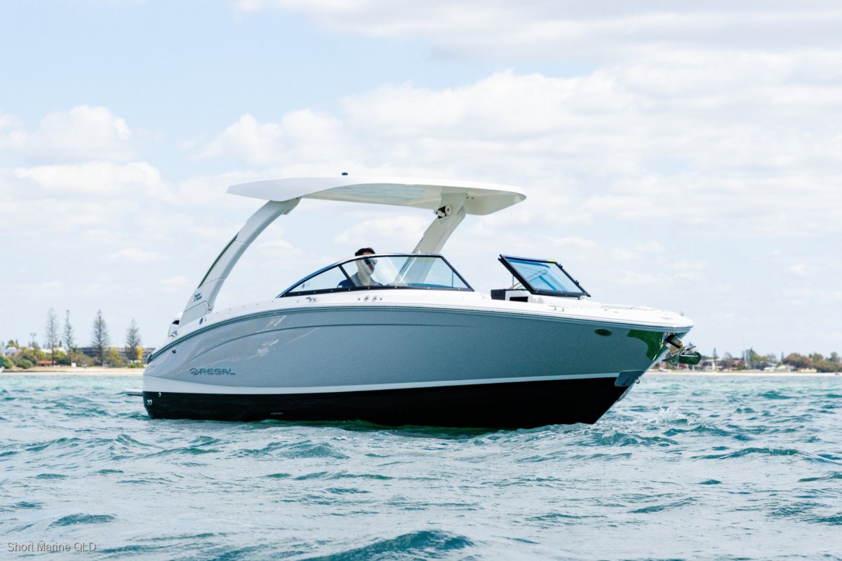Regal LX6 Stock Boat available ex factory February 2023