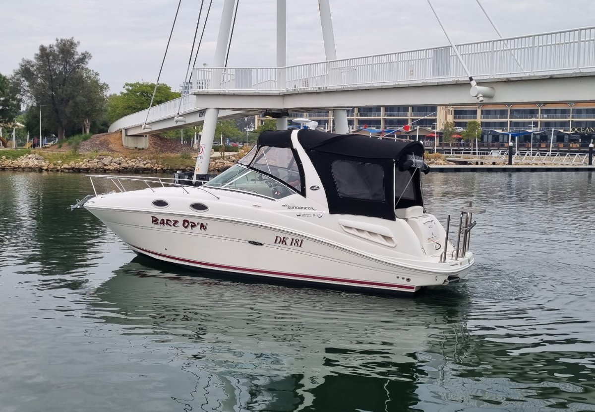 Sea Ray 260 Sundancer - Exceptional Quality, Performance & Style!