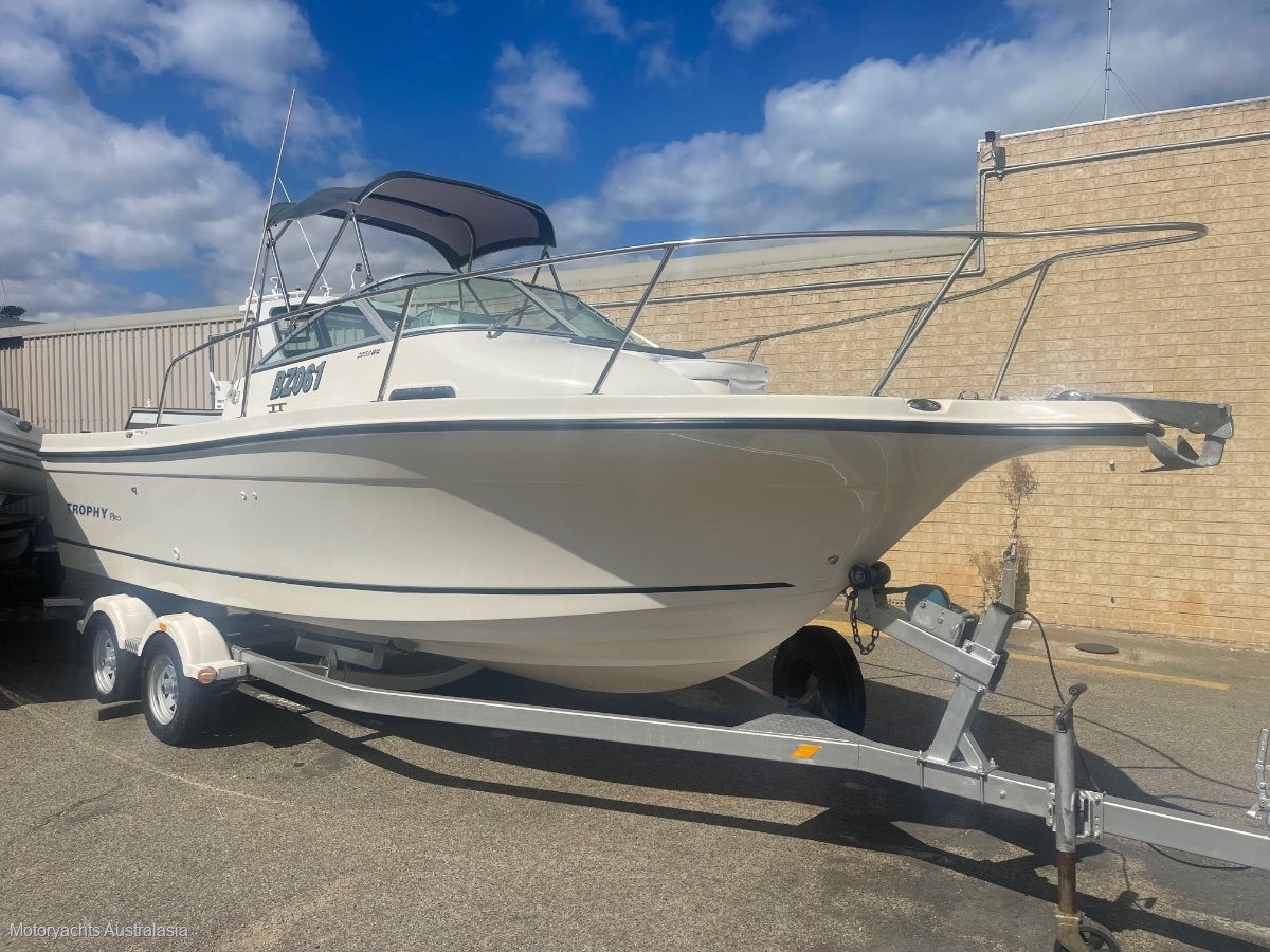 Trophy 2052 Walkaround Diesel Power! Trailer Boats Boats Online for