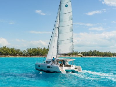Lagoon 42 FLASH OPPORTUNITY - AVAILABLE JUNE 2022