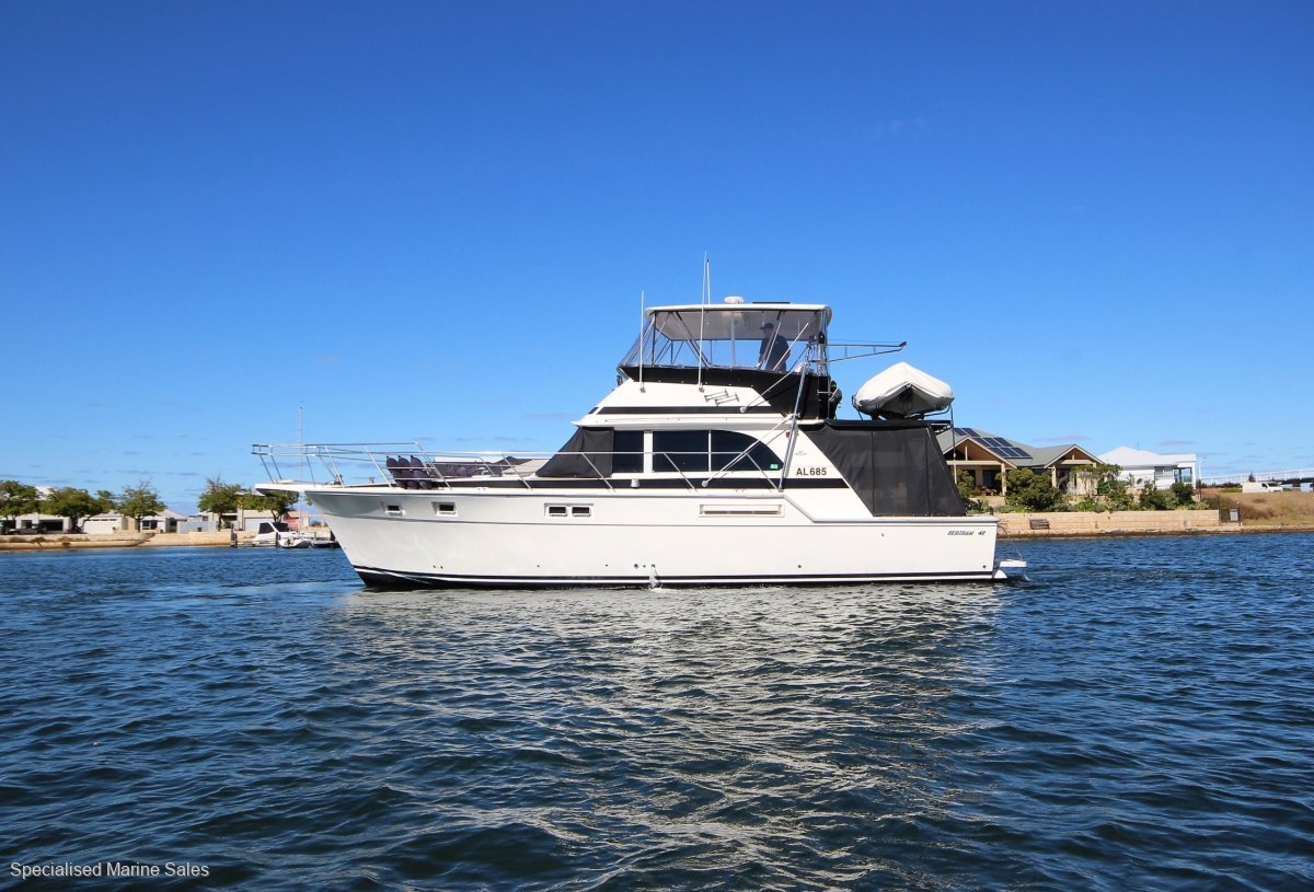 Bertram 42 Flybridge Excellent Condition and Well Maintained