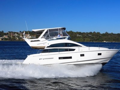 Fairline Squadron 42 - share with Boat Equity